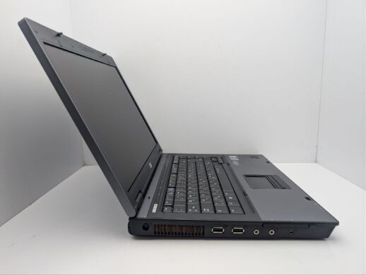 Ноутбук HP Compaq 6710b / 15.4" (1280x800) TN / Intel Core 2 Duo T8100 (2 ядра по 2.1 GHz) / 4 GB DDR2 / 160 GB HDD / Intel Graphics / DVD-ROM Ноутбук HP Compaq 6710b / 15.4" (1280x800) TN / Intel Core 2 Duo T8100 (2 ядра по 2.1 GHz) / 4 GB DDR2 / 160 GB HDD / Intel Graphics / DVD-ROM