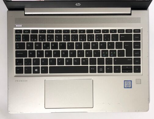 Ультрабук Б-класс HP ProBook 440 G6 / 14" (1920x1080) IPS / Intel Core i3-8145U (2 (4) ядра по 2.1 - 3.9 GHz) / 8 GB DDR4 / 256 GB SSD / Intel UHD Graphics / WebCam / Win 10 Pro