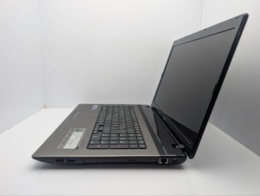 Ноутбук Acer Aspire 7750G / 17.3" (1600x900) TN / Intel Core i7-2670QM (4 (8) ядра по 2.2 - 3.1 GHz) / 8 GB DDR3 / 1000 GB HDD / AMD Radeon HD 6850M, 1 GB GDDR3, 128-bit / WebCam / DVD-ROM
