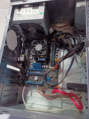 ПК Asus Griffon Tower / AMD Athlon II X3 445 (3 ядра по 3.1 GHz) / 4 GB DDR3 / 320 GB HDD / AMD Radeon 3000 / DVD-RW / 400W