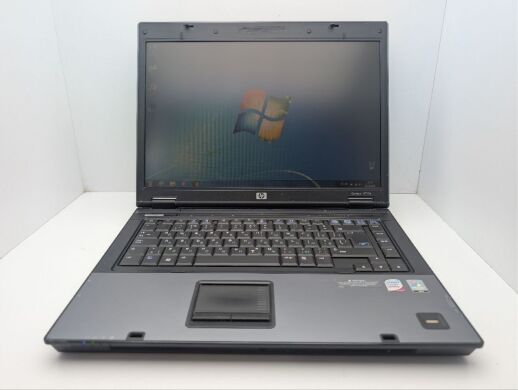 Ноутбук HP Compaq 6710b / 15.4" (1280x800) TN / Intel Core 2 Duo T8100 (2 ядра по 2.1 GHz) / 4 GB DDR2 / 160 GB HDD / Intel Graphics / DVD-ROM Ноутбук HP Compaq 6710b / 15.4" (1280x800) TN / Intel Core 2 Duo T8100 (2 ядра по 2.1 GHz) / 4 GB DDR2 / 160 GB HDD / Intel Graphics / DVD-ROM