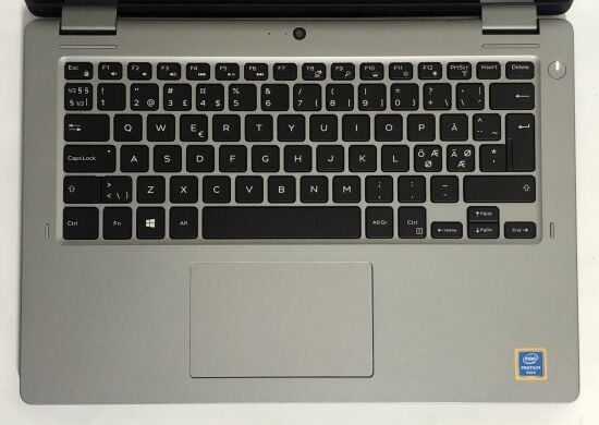 Ультрабук-трансформер Dell Latitude 3310 2-in-1 / 13.3" (1920x1080) IPS Touch / Intel Pentium Gold 5405U (2 (4) ядра по 2.3 GHz) / 8 GB DDR4 / 256 GB SSD / Intel UHD Graphics / WebCam / Win 11 Pro