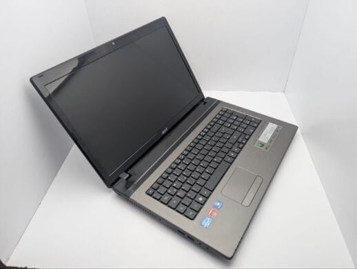 Ноутбук Acer Aspire 7750G / 17.3" (1600x900) TN / Intel Core i7-2670QM (4 (8) ядра по 2.2 - 3.1 GHz) / 8 GB DDR3 / 1000 GB HDD / AMD Radeon HD 6850M, 1 GB GDDR3, 128-bit / WebCam / DVD-ROM