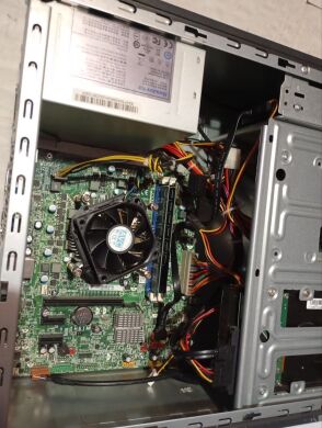 ПК Б-класс Lenovo ThinkCentre M72e Tower / Intel Core i5-3470 (4 ядра по 3.2 - 3.6 GHz) / 8 GB DDR3 / 120 GB SSD + 250 GB HDD / Intel HD Graphics 2500