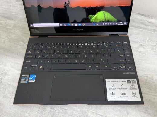 Ультрабук-трансформер Б-класс Asus ZenBook Flip S UX371E / 13.3" (3840x2160) OLED Touch / Intel Core i7-1165G7 (4 (8) ядра по 2.8 - 4.7 GHz) / 16 GB DDR4 / 500 GB SSD / Intel Iris Xe Graphics / WebCam