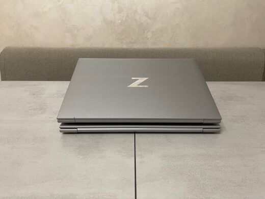 Мобільна робоча станція HP ZBook Firefly 16 G9 / 16" (1920x1200) IPS Touch / Intel Core i7-1260P (12 (16) ядер по 3.4 - 4.7 GHz) / 32 GB DDR5 / 512 GB SSD M.2 / Intel Iris Xe Graphics / WebCam / Fingerprint