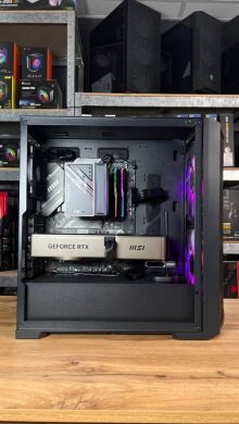 Сборка под заказ: новый игровой ПК Lian Li LanCool 215 Tempered Glass Tower / AMD Ryzen 5 9600X (6 (12) ядер по 3.9 - 5.4 GHz) / 32 GB DDR5 / 2000 GB SSD M.2 / nVidia GeForce RTX 4070 Ti Super, 16 GB GDDR6X, 256-bit / 850W Сборка под заказ: новый игровой ПК Lian Li LanCool 215 Tempered Glass Tower / AMD Ryzen 5 9600X (6 (12) ядер по 3.9 - 5.4 GHz) / 32 GB DDR5 / 2000 GB SSD M.2 / nVidia GeForce RTX 4070 Ti Super, 16 GB GDDR6X, 256-bit / 850W