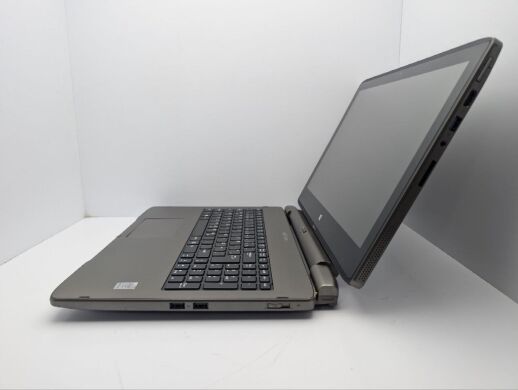 Ноутбук Medion S6214T / 15.6" (1366x768) TN Touch / Intel Pentium N3540 (4 ядра по 2.16 - 2.66 GHz) / 4 GB DDR3 / 60 GB SSD + 500 GB HDD / Intel HD Graphics / WebCam / DVD-ROM / АКБ не держит