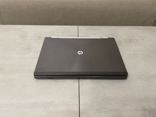 Мобільна робоча станція HP EliteBook 8570w / 15.6" (1920x1080) TN / Intel Core i7-3720QM (4 (8) ядра по 2.6 - 3.6 GHz) / 12 GB DDR3 / 64 GB SSD + 500 GB HDD / nVidia Quadro K1000M, 2 GB GDDR3, 128-bit