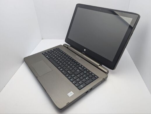 Ноутбук Medion S6214T / 15.6" (1366x768) TN Touch / Intel Pentium N3540 (4 ядра по 2.16 - 2.66 GHz) / 4 GB DDR3 / 60 GB SSD + 500 GB HDD / Intel HD Graphics / WebCam / DVD-ROM / АКБ не держит