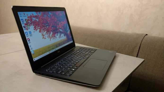 Dell Inspiron 5547 / 15.6" (1366x768) / Intel Core i5-4210U (2(4) ядра по 1.7 - 2.7 GHz) / 8 GB DDR3 / 1 TB HDD / web-cam / Windows 10 licence Dell Inspiron 5547 / 15.6" (1366x768) / Intel Core i5-4210U (2(4) ядра по 1.7 - 2.7 GHz) / 8 GB DDR3 / 1 TB HDD / web-cam / Windows 10 licence