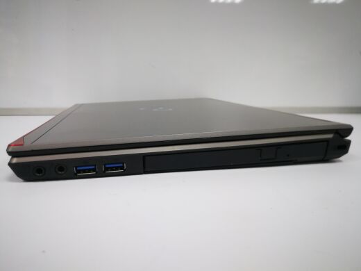 Fujitsu LifeBook E743 / 14" (1600x900) TN LED / Intel Core i5-3230M (2 (4) ядра по 2.6 - 3.2 GHz) / 16 GB DDR3 / 240 GB SSD NEW / WebCam / USB 3.0