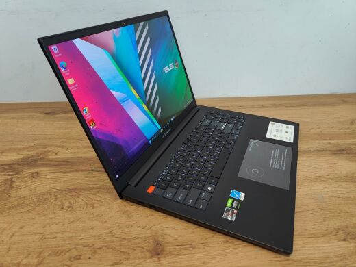 Игровой ноутбук Asus Vivobook Pro 16x OLED (M7600Q) / 16" (3840x2400) OLED / AMD Ryzen 9 5900HX (8 (16) ядер по 3.3 - 4.6 GHz) / 32 GB DDR4 / 1000 GB SSD / nVidia GeForce RTX 3050 Ti, 4 GB GDDR6, 128-bit / WebCam / Windows 11 Pro + Мышка Asus + Сумка Asus