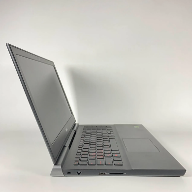 Игровой ноутбук Dell Inspiron 15 7567 / 15.6" (1920x1080) IPS / Intel Core i5-7300HQ (4 ядра по 2.5 - 3.5 GHz) / 16 GB DDR4 / 128 GB SSD + 1000 GB HDD / nVidia GeForce GTX 1050 Ti, 4 GB GDDR5, 128-bit / WebCam