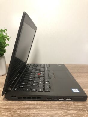 Lenovo ThinkPad X260 / 12.5" (1366x768) / Intel Core i3-6100U (2 (4) ядра по 2.3 GHz) / 4 GB DDR4 / 500 GB HDD / WebCam / USB 3.0 / HDMI / DP Mini