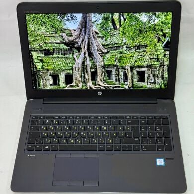 Мобильная рабочая станция Б-класс HP ZBook 15 G3 / 15.6" (1920x1080) IPS / Intel Core i7-6820HQ (4 (8) ядра по 2.7 - 3.6 GHz) / 16 GB DDR4 / 256 GB SSD / nVidia Quadro M1000M, 2 GB GDDR5, 128-bit / WebCam / Windows 10 Pro