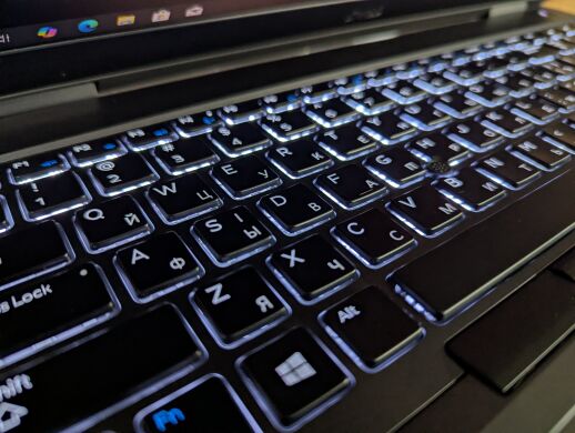 Мобільна робоча станція Dell Precision 7540 / 15.6" (1920x1080) IPS / Intel Core i7-9850H (6 (12) ядер по 2.6 - 4.6 GHz) / 32 GB DDR4 / 512 GB SSD / nVidia Quadro RTX 3000, 6 GB GDDR6, 192-bit / TouchID / HDMI / Windows 10