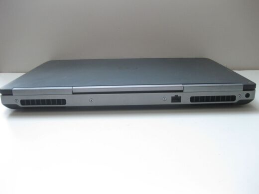 Мобільна робоча станція Dell Precision 7720 / 17.3" (1920x1080) IPS / Intel Core i7-6820HQ (4 (8) ядра по 2.7 - 3.6 GHz) / 32 GB DDR4 / 128 GB SSD M.2 NEW + 512 GB SSD M.2 + 500 GB HDD / nVidia Quadro M3000M, 4 GB GDDR5, 256-bit / WebCam / АКБ NEW Мобільна робоча станція Dell Precision 7720 / 17.3" (1920x1080) IPS / Intel Core i7-6820HQ (4 (8) ядра по 2.7 - 3.6 GHz) / 32 GB DDR4 / 128 GB SSD M.2 NEW + 512 GB SSD M.2 + 500 GB HDD / nVidia Quadro M3000M, 4 GB GDDR5, 256-bit / WebCam / АКБ NEW