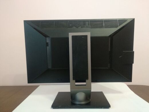 Монитор Б-класс Dell Professional P2311H / 23" (1920x1080) TN / DVI, VGA, USB / VESA 100x100 Монитор Б-класс Dell Professional P2311H / 23" (1920x1080) TN / DVI, VGA, USB / VESA 100x100