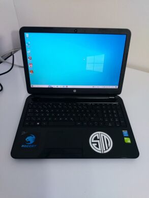 Ноутбук Б-класс HP 15 / 15.6" (1366x768) TN / Intel Core i5-5200U (2 (4) ядра по 2.2 - 2.7 GHz) / 8 GB DDR3 / 240 GB SSD NEW / nVidia GeForce 820M, 1 GB GDDR3, 64-bit / WebCam / HDMI