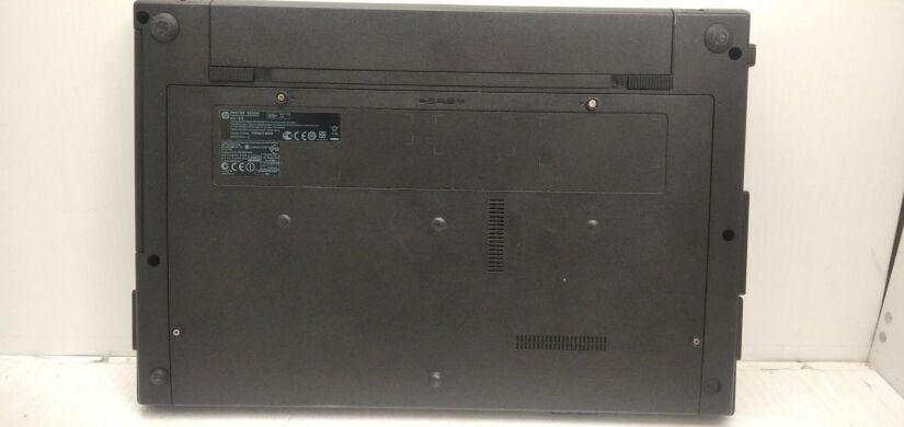 Ноутбук Б-клас HP Compaq 625 / 15.6" (1366x768) TN / AMD Athlon II P320 (2 ядра по 2.1 GHz) / 4 GB DDR3 / 320 GB HDD / AMD Radeon HD 4200 Graphics / WebCam