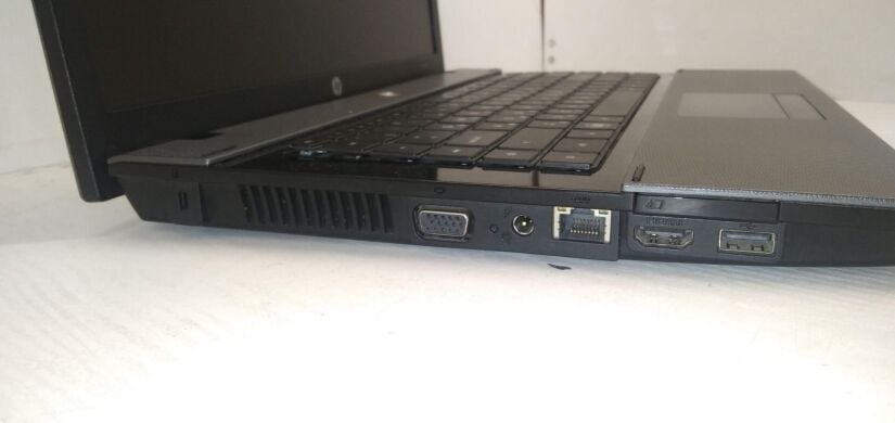 Ноутбук Б-клас HP Compaq 625 / 15.6" (1366x768) TN / AMD Athlon II P320 (2 ядра по 2.1 GHz) / 4 GB DDR3 / 320 GB HDD / AMD Radeon HD 4200 Graphics / WebCam