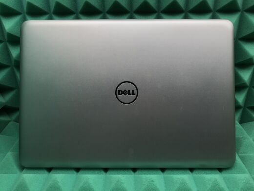 Ноутбук Dell Inspiron 15 7547 / 15.6" (1920x1080) IPS Touch / Intel Core i5-4210U (2 (4) ядра по 1.7 - 2.7 GHz) / 8 GB DDR3 / 250 GB SSD / Intel HD Graphics 4400 / WebCam / HDMI / Windows 10 ліцензія Ноутбук Dell Inspiron 15 7547 / 15.6" (1920x1080) IPS Touch / Intel Core i5-4210U (2 (4) ядра по 1.7 - 2.7 GHz) / 8 GB DDR3 / 250 GB SSD / Intel HD Graphics 4400 / WebCam / HDMI / Windows 10 ліцензія