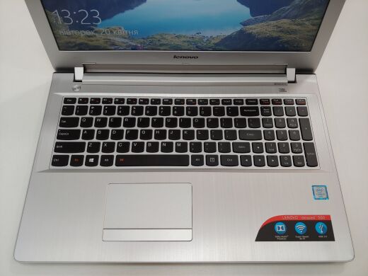 Ноутбук Lenovo IdeaPad 500-15ISK / 15.6" (1920x1080) TN LED / Intel Core i5-6200U (2 (4) ядра по 2.3 - 2.8 GHz) / 8 GB DDR3 / 240 GB SSD / WebCam / DVD-RW / USB 3.0 / HDMI