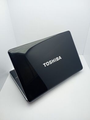 Ноутбук Toshiba Satellite P500 / 18" (1680x945) TN / Intel Core i5-430M (2 (4) ядра по 2.26 - 2.53 GHz) / 8 GB DDR3 / 64 GB SSD + 500 GB HDD / nVidia GeForce GT 330M, 1 GB GDDR3, 128-bit / WebCam / HDMI / АКБ не держит