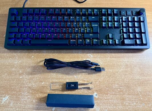 Нова механічна ігрова дротова клавіатура HyperX Alloy Rise AR001 / повнорозмірна / чорна
