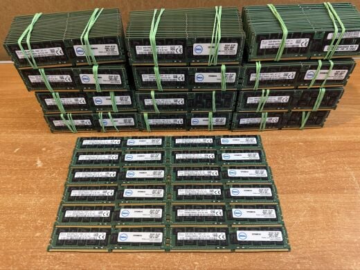 Серверная оперативная память Hynix / 64 GB / 4Rx4 PC4-2400T / DDR4 ECC / 2400 MHz
