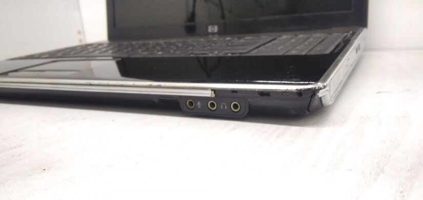 Ноутбук HP dv6-2105er / 15.6" (1366x768) TN / Intel Core 2 Duo T6600 (2 ядра по 2.2 GHz) / 4 GB DDR3 / 200 GB HDD / AMD Radeon HD 4650, 1 GB DDR3, 128-bit / WebCam / АКБ не тримає