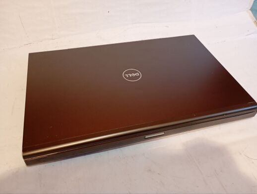 Мобільна робоча станція Б-клас Dell Precision M6600 / 17.3" (1920x1080) IPS / Intel Core i7-2640M (2 (4) ядра по 2.8 - 3.5 GHz) / 16 GB DDR3 / 500 GB SSD + 500 GB HDD / nVidia Quadro K3000M, 2 GB GDDR5, 256-bit / WebCam / DVD-RW