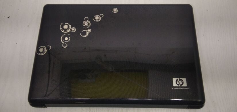 Ноутбук HP dv6-2105er / 15.6" (1366x768) TN / Intel Core 2 Duo T6600 (2 ядра по 2.2 GHz) / 4 GB DDR3 / 200 GB HDD / AMD Radeon HD 4650, 1 GB DDR3, 128-bit / WebCam / АКБ не тримає