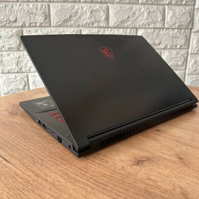 Ігровий ноутбук MSI GF63 Thin 10SDR / 15.6" (1920x1080) IPS / Intel Core i7-10750H (6 (12) ядер по 2.6 - 5.0 GHz) / 16 GB DDR4 / 256 GB SSD / nVidia GeForce GTX 1660 Ti, 6 GB GDDR6, 192-bit / WebCam Ігровий ноутбук MSI GF63 Thin 10SDR / 15.6" (1920x1080) IPS / Intel Core i7-10750H (6 (12) ядер по 2.6 - 5.0 GHz) / 16 GB DDR4 / 256 GB SSD / nVidia GeForce GTX 1660 Ti, 6 GB GDDR6, 192-bit / WebCam