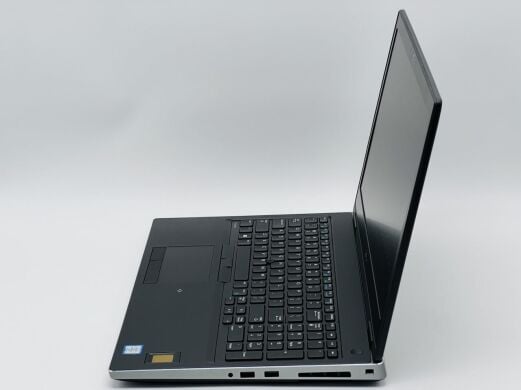 Мобильная рабочая станция Dell Precision 7530 / 15.6" (1920x1080) IPS / Intel Core i7-8850H (6 (12) ядер по 2.6 - 4.3 GHz) / 32 GB DDR4 / 480 GB SSD / nVidia Quadro P2000, 4 GB GDDR5, 128-bit / WebCam