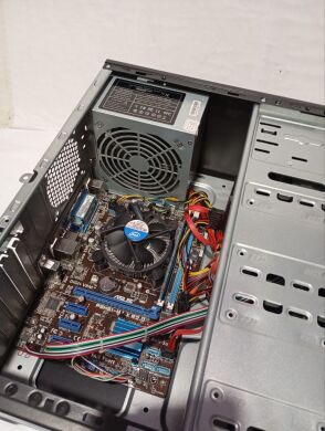 ПК Б-класс GameMax Tower / Intel Core i5-2400 (4 ядра по 3.1 - 3.4 GHz) / 8 GB DDR3 / 250 GB HDD / Intel HD Graphics 2000 / 450W / Win 10