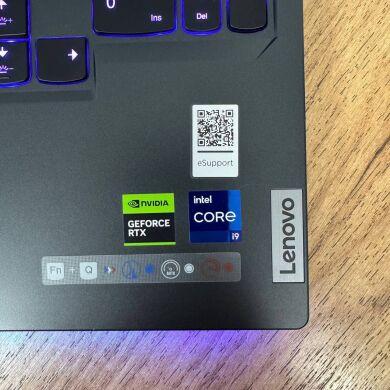 Ігровий ноутбук Lenovo Legion Pro 7 16IRX8H / 16" (2560x1600) IPS / Intel Core i9-13900HX (24 (32) ядра по 3.9 - 5.4 GHz) / 32 GB DDR5 / 2000 GB SSD NVMe / nVidia GeForce RTX 4080, 12 GB GDDR6, 192-bit / WebCam