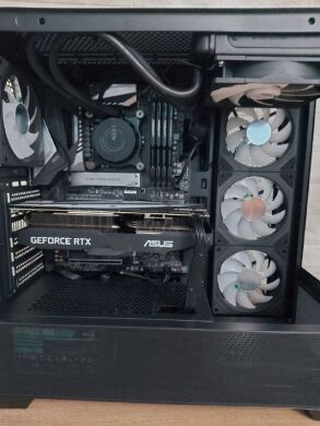 Ігровий ПК GTL Gaming Universe Black Tower / Intel Core i5-9400 (6 ядер по 2.9 - 4.1 GHz) / 32 GB DDR4 / 256 GB SSD M.2 + 512 GB SSD M.2 / nVidia GeForce RTX 2060, 6 GB GDDR6, 192-bit / 600W