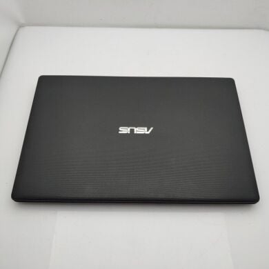 Ноутбук Asus X551M / 15.6" (1366x768) TN / Intel Celeron N2840 (2 ядра по 2.1 - 2.6 GHz) / 4 GB DDR3 / 120 GB SSD / Intel HD Graphics / WebCam / DVD-ROM / Win 10 Home
