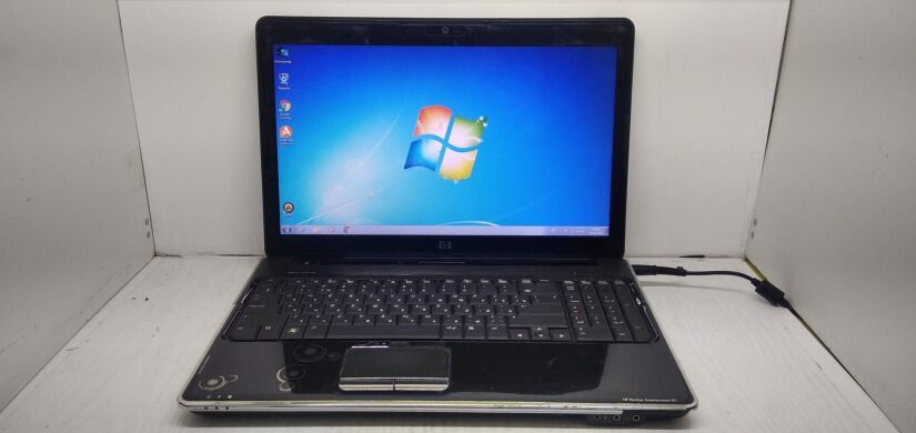 Ноутбук HP dv6-2105er / 15.6" (1366x768) TN / Intel Core 2 Duo T6600 (2 ядра по 2.2 GHz) / 4 GB DDR3 / 200 GB HDD / AMD Radeon HD 4650, 1 GB DDR3, 128-bit / WebCam / АКБ не тримає