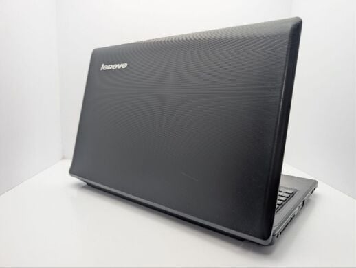 Ноутбук Lenovo IdeaPad G575 / 15.6" (1366x768) TN / AMD E-450 (2 ядра по 1.66 GHz) / 8 GB DDR3 / 320 GB HDD / AMD Radeon HD 6320 Graphics / WebCam / DVD-ROM