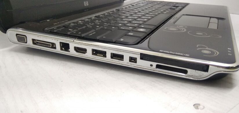 Ноутбук HP dv6-2105er / 15.6" (1366x768) TN / Intel Core 2 Duo T6600 (2 ядра по 2.2 GHz) / 4 GB DDR3 / 200 GB HDD / AMD Radeon HD 4650, 1 GB DDR3, 128-bit / WebCam / АКБ не тримає