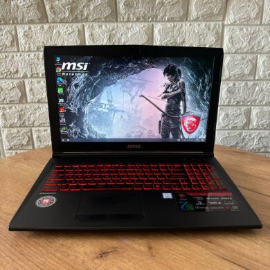 Игровой ноутбук MSI GL62M 7REX / 15.6" (1920x1080) TN / Intel Core i7-7700HQ (4 (8) ядра по 2.8 - 3.8 GHz) / 8 GB DDR4 / 128 GB SSD M.2 + 1000 GB HDD / nVidia GeForce GTX 1050 Ti, 4 GB GDDR5, 128-bit / WebCam
