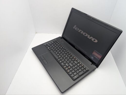 Ноутбук Lenovo IdeaPad G575 / 15.6" (1366x768) TN / AMD E-450 (2 ядра по 1.66 GHz) / 8 GB DDR3 / 320 GB HDD / AMD Radeon HD 6320 Graphics / WebCam / DVD-ROM