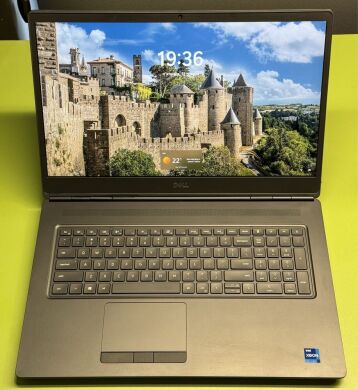 Мобильная рабочая станция Dell Precision 7760 / 17.3" (1920x1080) IPS / Intel Xeon W-11855M (6 (12) ядер по 3.2 - 4.9 GHz) / 32 GB DDR4 / 1000 GB SSD / nVidia RTX A3000, 6 GB GDDR6, 192-bit / WebCam / Thunderbolt