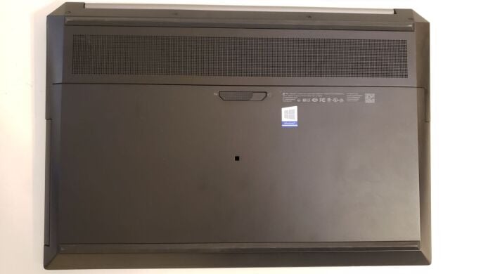 Мобильная рабочая станция Б-класс HP ZBook 17 G5 / 17.3" (1920x1080) IPS / Intel Core i7-8850H (6 (12) ядер по 2.6 - 4.3 GHz) / 16 GB DDR4 / 128 GB SSD + 512 GB SSD / nVidia Quadro P2000, 4 GB GDDR5, 128-bit