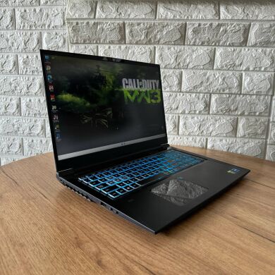 Ігровий ноутбук Gateway Creator GGNC71719-BK / 17.3" (1920x1080) IPS / Intel Core i7-11800H (8 (16) ядер по 1.9 - 4.6 GHz) / 16 GB DDR4 / 1000 GB SSD / nVidia GeForce RTX 3050 Ti, 4 GB GDDR6, 128-bit / WebCam Ігровий ноутбук Gateway Creator GGNC71719-BK / 17.3" (1920x1080) IPS / Intel Core i7-11800H (8 (16) ядер по 1.9 - 4.6 GHz) / 16 GB DDR4 / 1000 GB SSD / nVidia GeForce RTX 3050 Ti, 4 GB GDDR6, 128-bit / WebCam