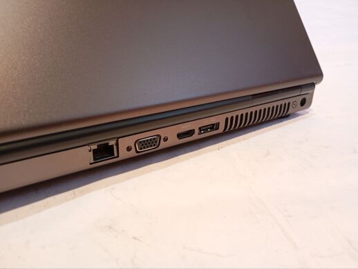 Мобільна робоча станція Б-клас Dell Precision M6600 / 17.3" (1920x1080) IPS / Intel Core i7-2640M (2 (4) ядра по 2.8 - 3.5 GHz) / 16 GB DDR3 / 500 GB SSD + 500 GB HDD / nVidia Quadro K3000M, 2 GB GDDR5, 256-bit / WebCam / DVD-RW