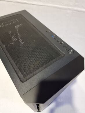 Игровой ПК Chieftec Tower / Intel Core i5-6600K (4 ядра по 3.5 - 3.9 GHz) / 16 GB DDR4 / 480 GB SSD + 500 GB HDD / AMD Radeon RX 570, 8 GB GDDR5, 256-bit / 500W